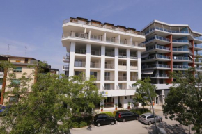 Hotel & Apartments Eldorado, Grado